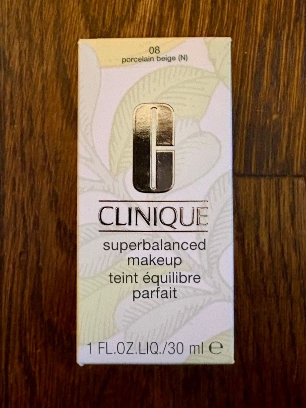 NEW CLINIQUE Superbalanced Makeup 08 Porcelain Beige